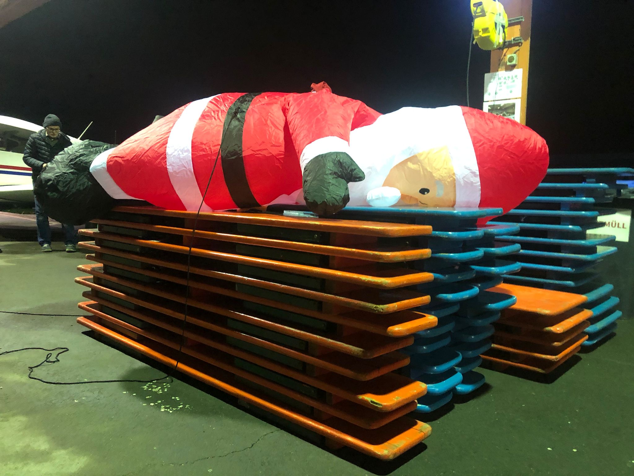 857b9597 39b9 42ec 83d8 e95e218f1426